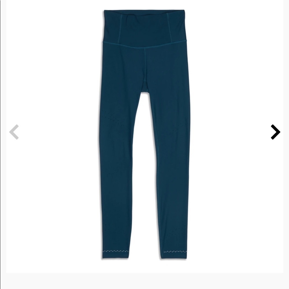 28” Lululemon align pant size US 4